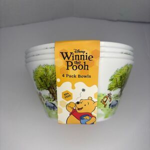 Disney Winnie the Pooh Piglet Tigger Eeyore 4 Pack Plastic Cereal Bowls NWT
